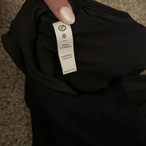 Bundle of tank tops from NikkiBikki and Glowmode - Picture 9 of 10